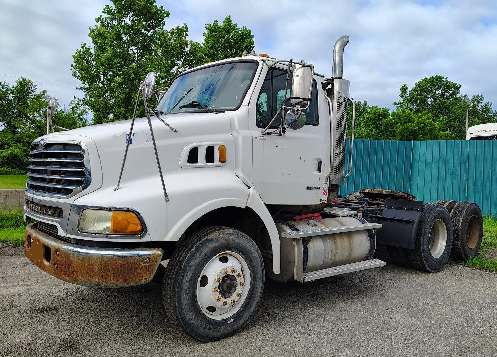 2005 STERLING L9500 - Image 3